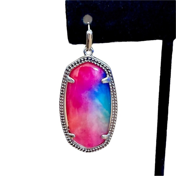 Kendra Scott Elle Watercolor Illusion Earrings in Fuchsia Blue Teal & Silver - Picture 6 of 7